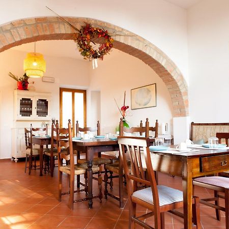 Agriturismo Podere Rondinaio Lamporecchio Exteriér fotografie