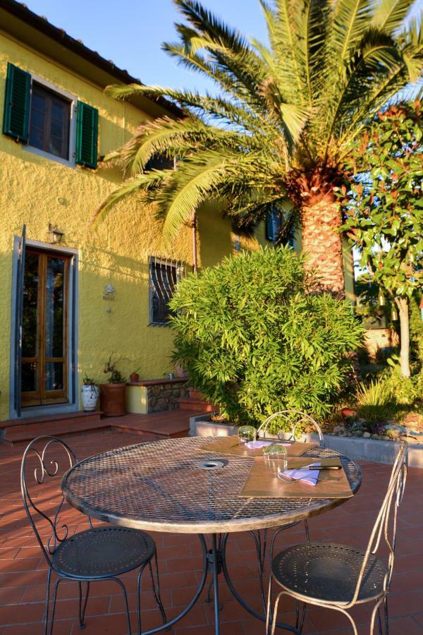 Agriturismo Podere Rondinaio Lamporecchio Exteriér fotografie